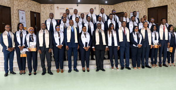 Formation bancaire en Afrique de l&rsquo;Ouest : 30 cadres franchissent l&rsquo;étape théorique au COFEB