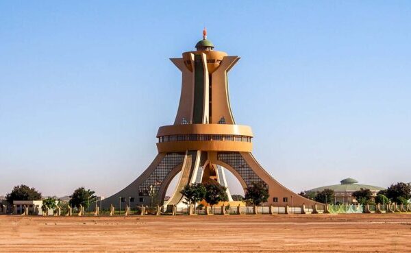 Le Burkina mobilise 44 milliards de FCFA sur les marchés de l&rsquo;UMOA : enjeux budgétaires et perspectives régionales