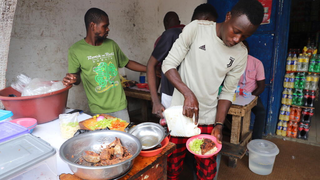Le garba, symbole de l&rsquo;alimentation populaire en Afrique de l&rsquo;Ouest : quand l&rsquo;innovation économique se mange