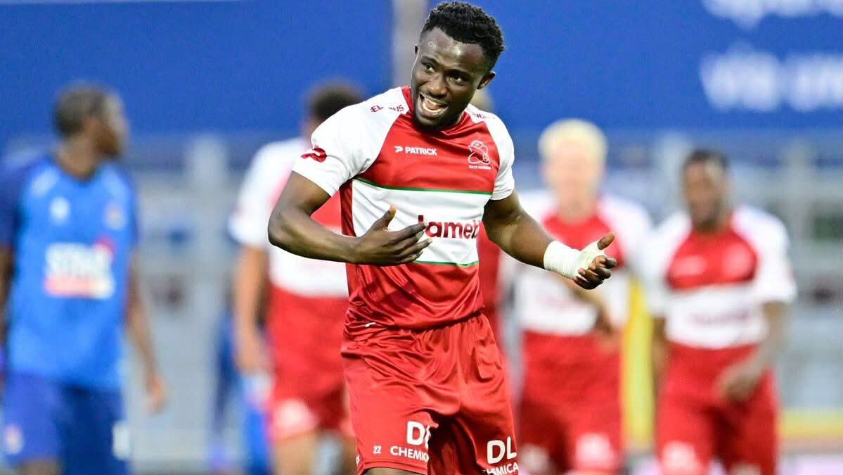 Joseph Opoku bascule en Angleterre : un pas décisif pour l&rsquo;attaquant ghanéen