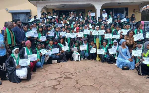 Tchellal+ forme sa 4ᵉ promotion : 300 apprenants diplômés en saponification et métiers culinaires à Conakry