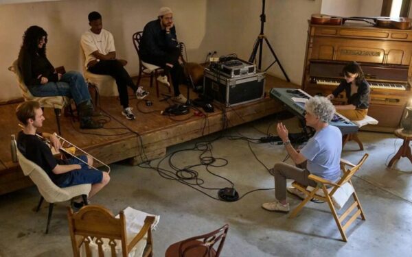 Au Caire, les jeunes musiciens de la Méditerranée créent ensemble