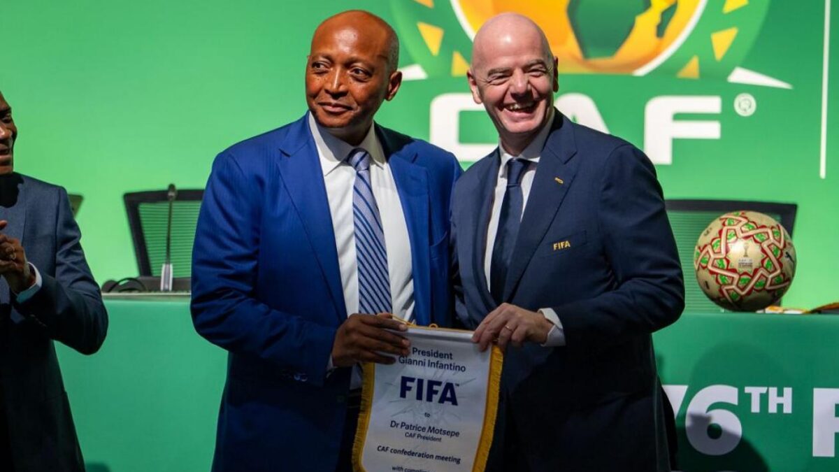 Investissements privés au football : la CAF et Patrice Motsepe appellent à l&rsquo;examen prudent de la proposition FIFA