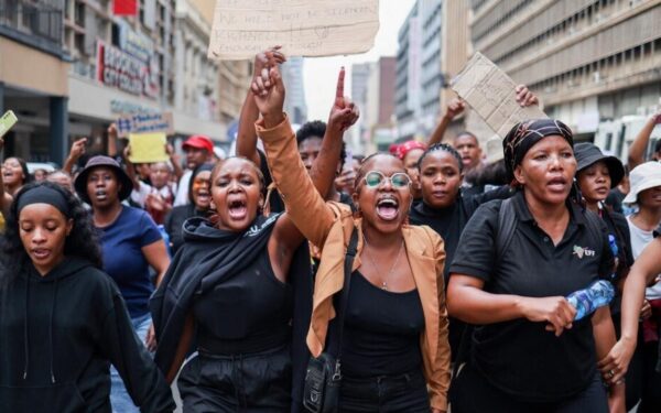 Afrique du Sud : 70 ans après la marche de Pretoria, les conquêtes des femmes restent en suspens