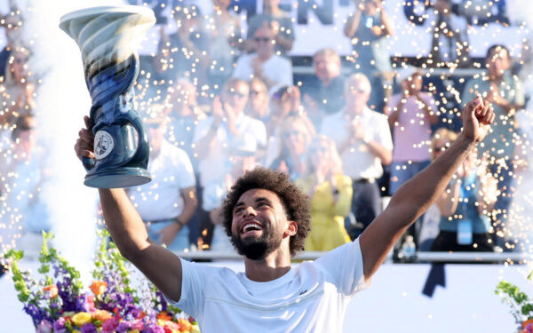 Arthur Fils remporte Cincinnati, premier Masters 1000 français depuis une décennie