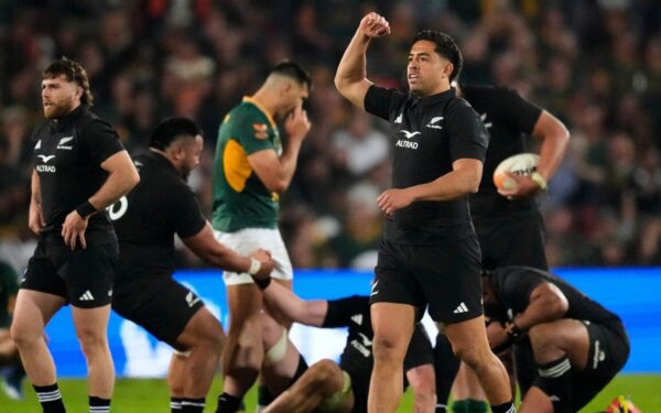 All Blacks dominent l&rsquo;Afrique du Sud 33-16 dans le premier test
