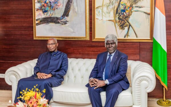 Côte d&rsquo;Ivoire : quand la Guinée défile aux côtés d&rsquo;Abidjan, c&rsquo;est l&rsquo;intégration régionale qui avance