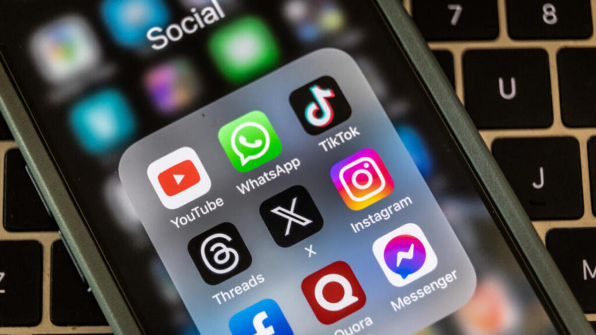 Guinée : les coupures de réseaux sociaux deviennent récurrentes, un frein croissant pour l&rsquo;économie numérique