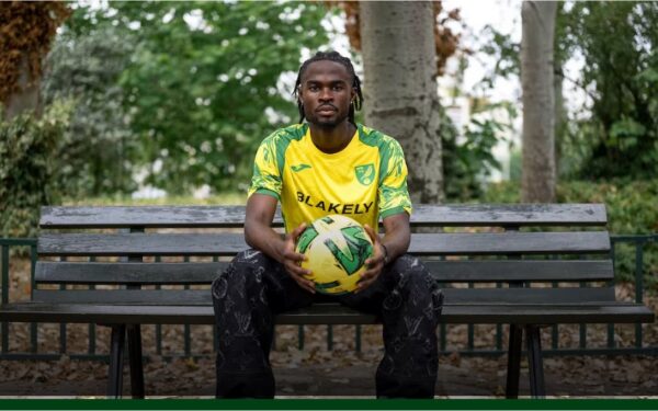 Darlin Yongwa : le latéral camerounais relève le défi anglais avec Norwich City