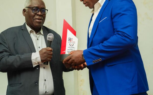 Quand la Guinée s’impose en recherche scientifique : le triomphe d’Abdoulaye Gadiri Kaba à Tanger