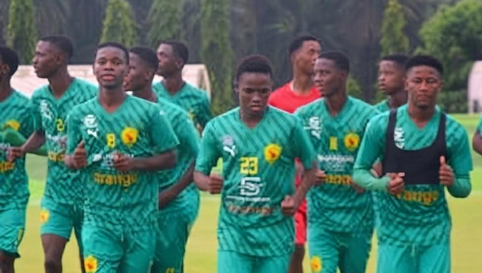 Le Syli U17 affûte ses armes à Khorira avant Dakar