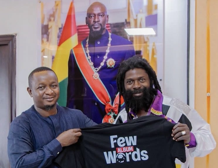 Takana Zion et le ministre Moussa Moïse Sylla esquissent une vision partagée du reggae guinéen