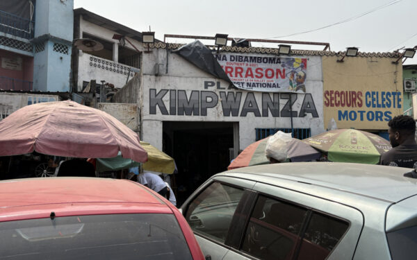 Kimpwanza Bar à Kinshasa : quand un bar devient temple de la rumba et de la mémoire congolaise