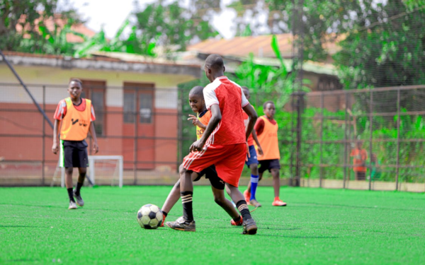 Football africain : quand la langue française dessine les contours d’une passion continentale