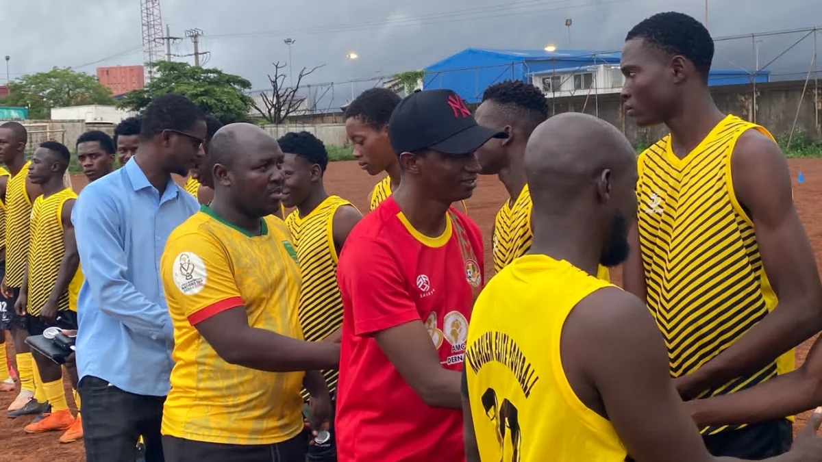 Mini-football à Conakry : treize communes en piste pour un championnat qui s&rsquo;organise