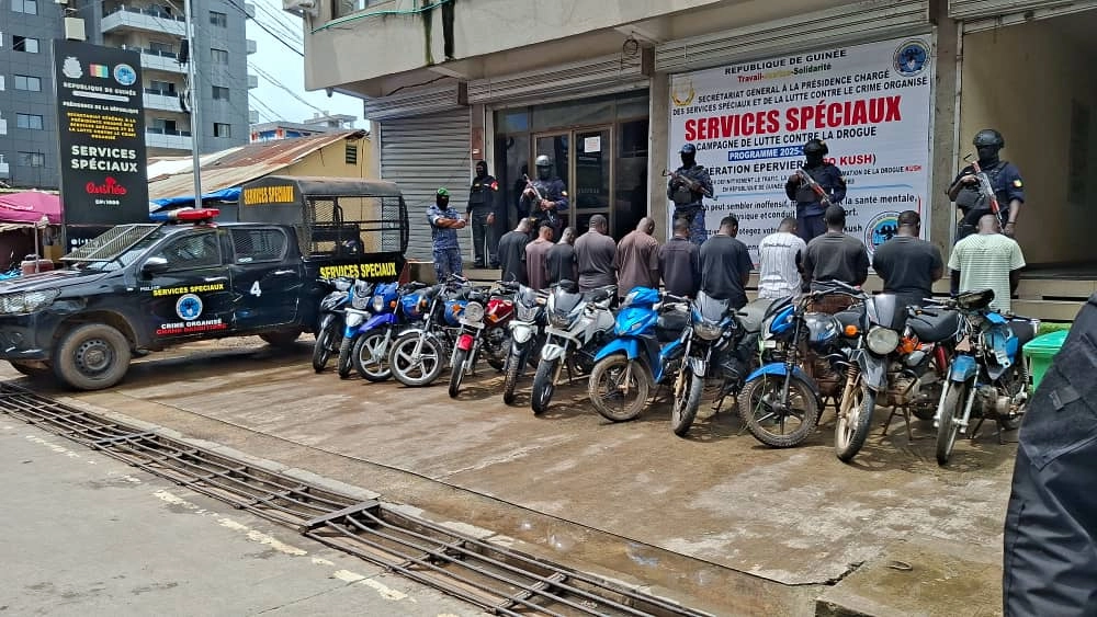 Guinée : le démantèlement d&rsquo;un réseau de vols de motos à Conakry marque une accélération de la lutte contre le crime organisé