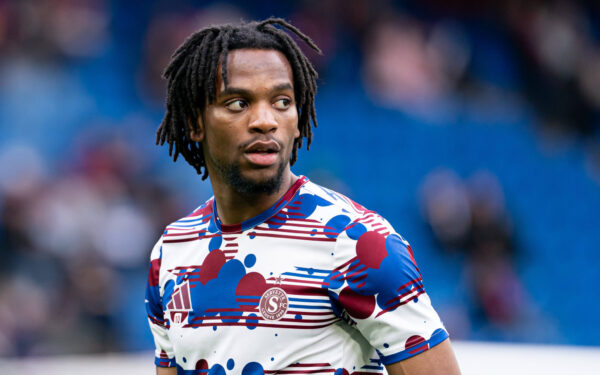 Junior Kadile signe à Lens pour débuter en Ligue 1