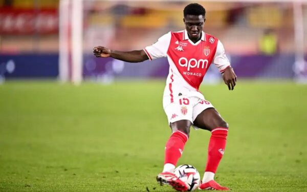 Lamine Camara courtisé par la Premier League : quand un talent sénégalais fait trembler l&rsquo;Europe