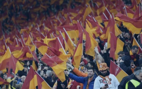 Turquie : un million d&rsquo;euros et des bijoux saisis chez le leader des ultras de Galatasaray
