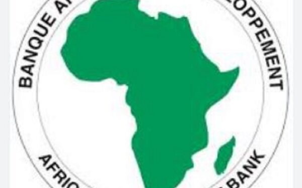 La BAD lance un avis d’appel d’offres pour des prestations de services d’entretien et de maintenance des onduleurs du Bureau à Conakry