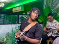 Dada, entre guitare mandingue et urbain : le voyage musical d&rsquo;Abidjan à Bamako