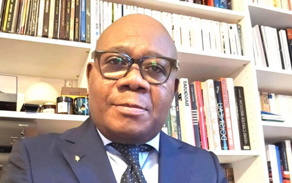 Comment un euro devient franc CFA : l&rsquo;ingénierie cachée des transferts africains