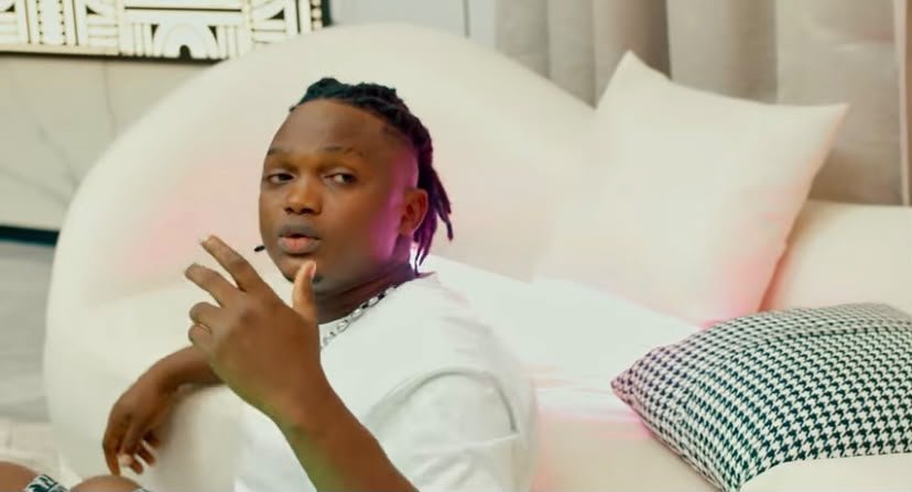Paikoun Fria dévoile « Eeuh Djiwo », nouveau clip sur les blessures amoureuses