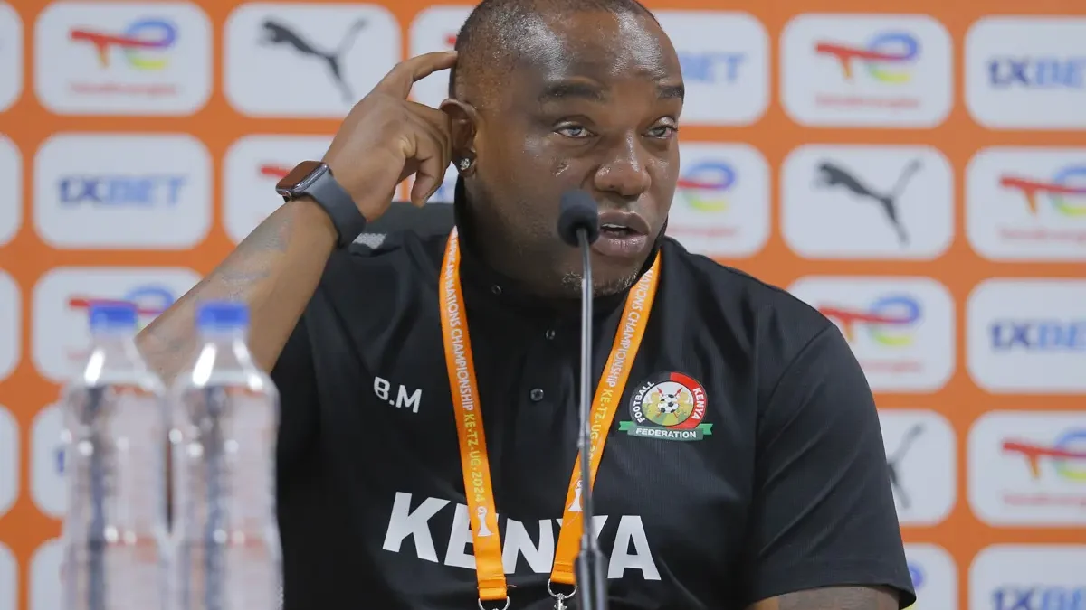 Kenya : Benni McCarthy défend son gardien face aux critiques