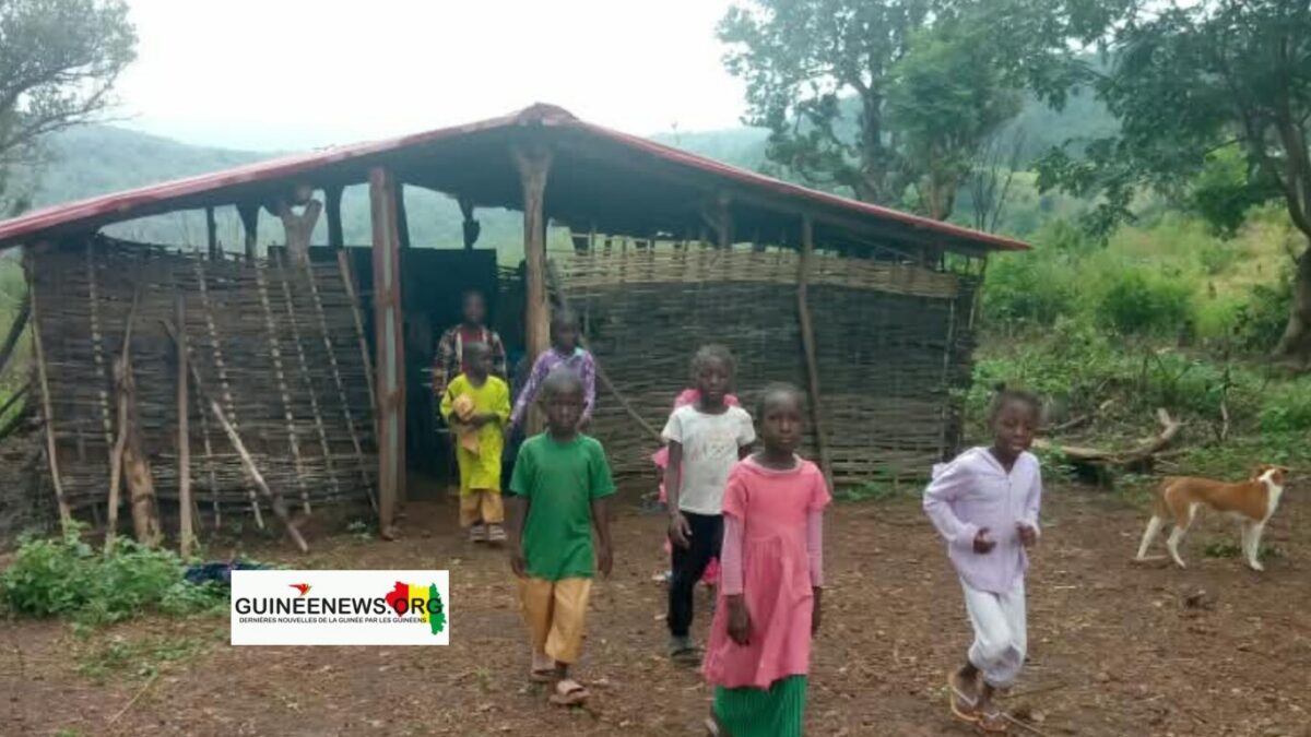 À Pounneya, la solidarité villageoise pour l&rsquo;éducation des enfants