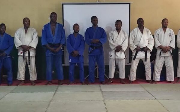 Judo : 30 entraîneurs guinéens en formation intensive à Commandaya